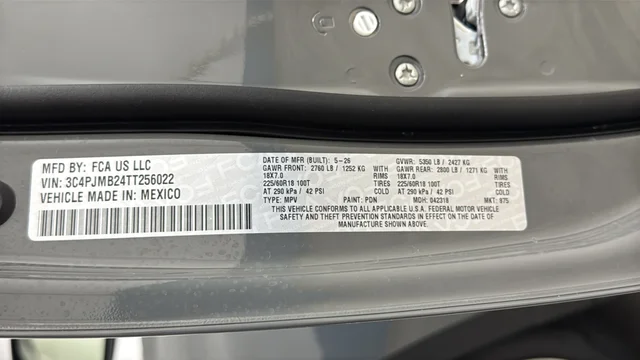 New 2026 Sting-Gray Clearcoat Jeep Limited image 27