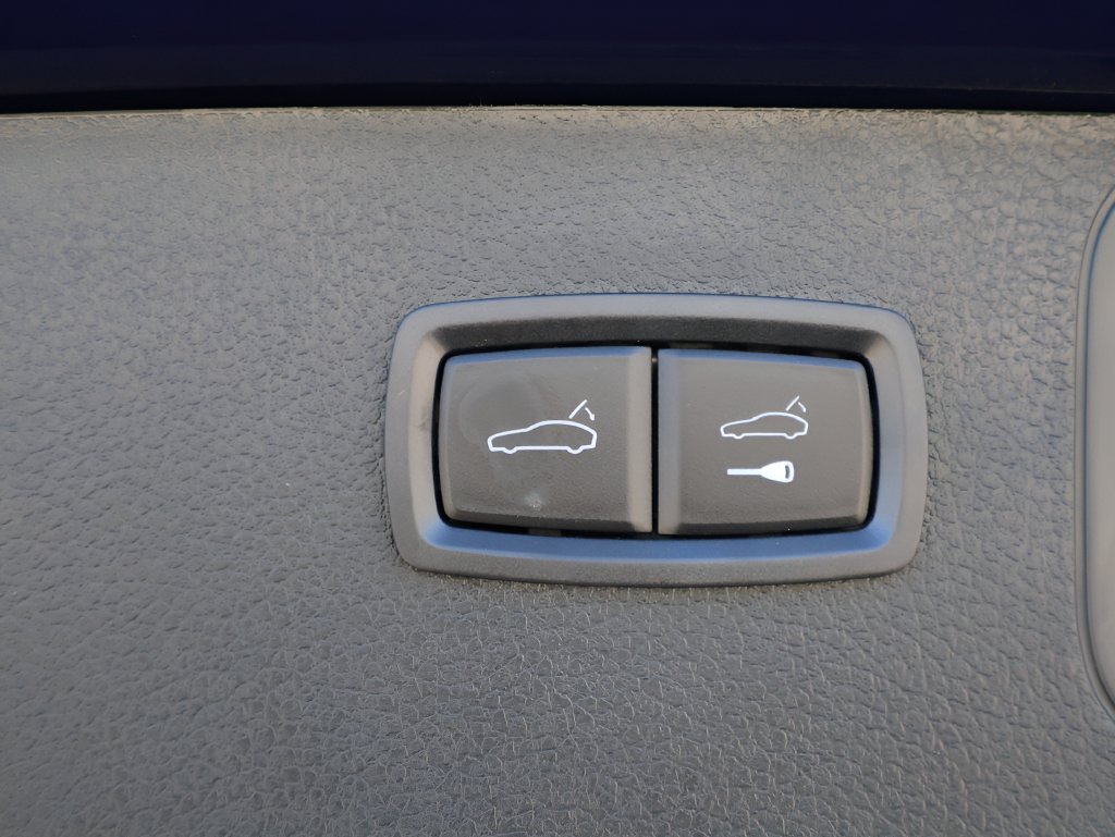 Used 2026 Gentian Blue Metallic Porsche GTS image 18