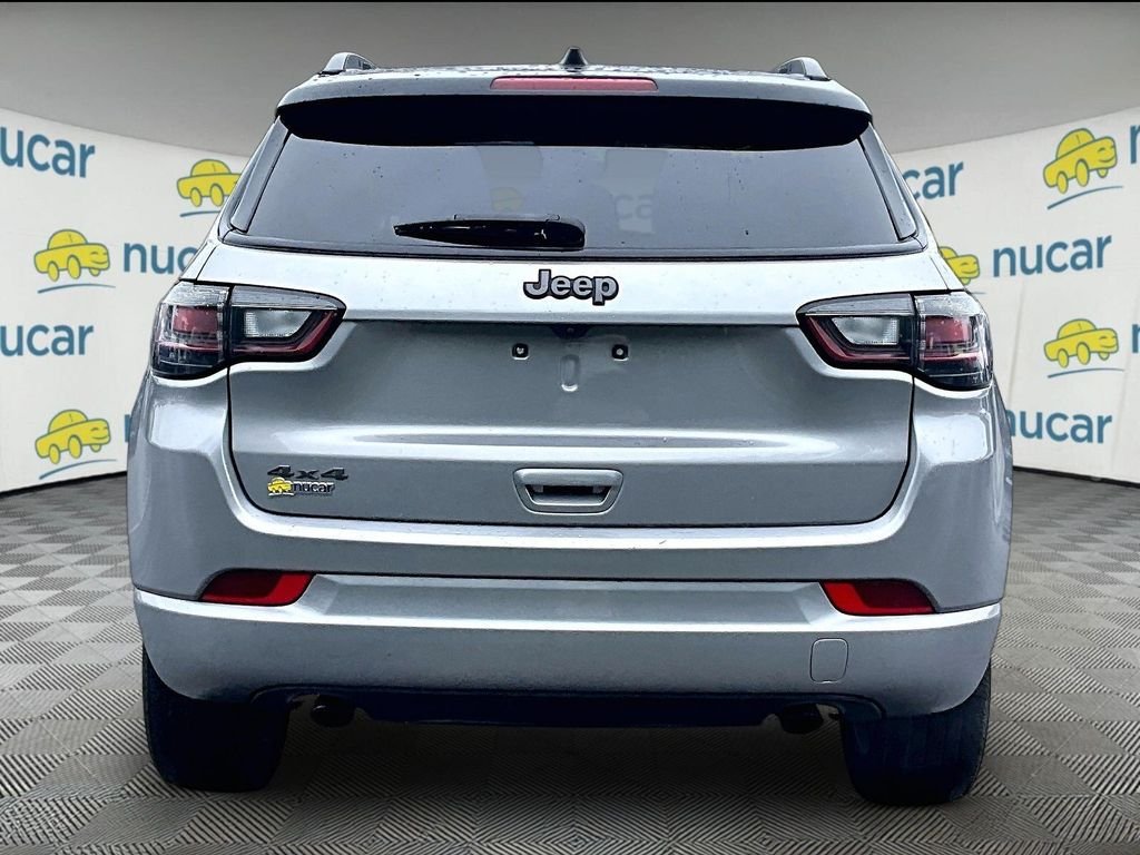 Used 2023 Silver Jeep Limited image 5