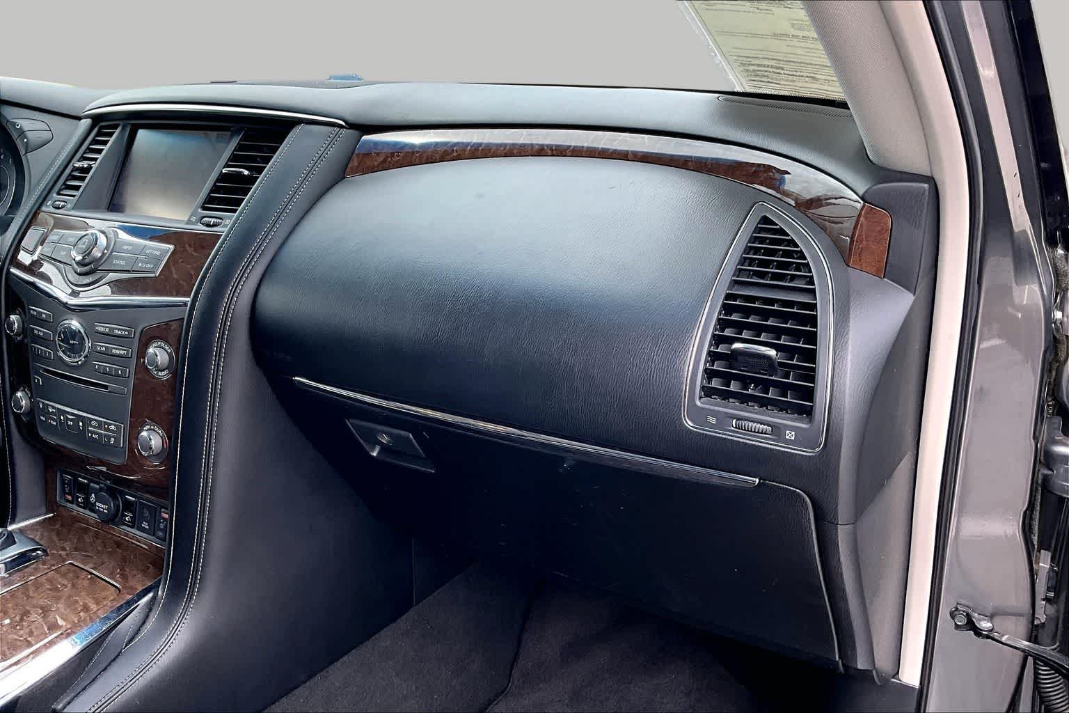 Used 2015 Graphite Shadow INFINITI  image 19
