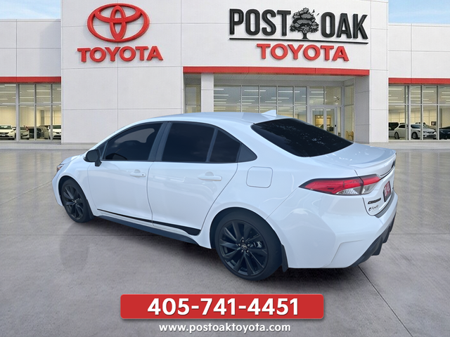 Used 2025 White Toyota SE image 5