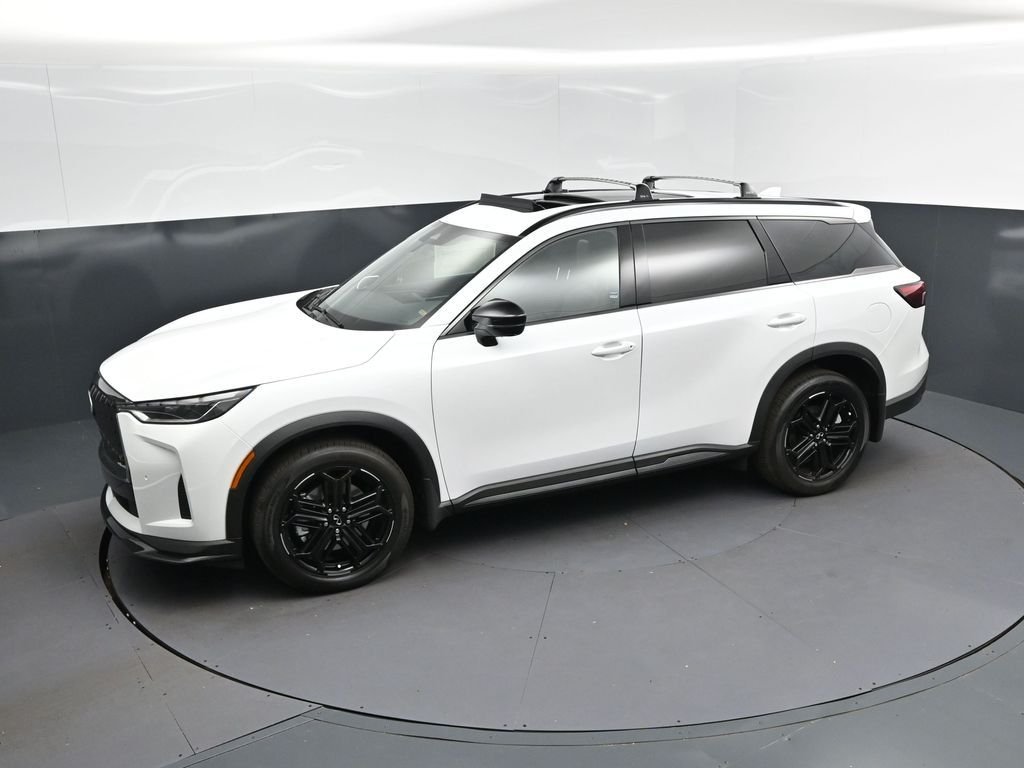 New 2027 RADIANT WHITE INFINITI Sport AWD image 32