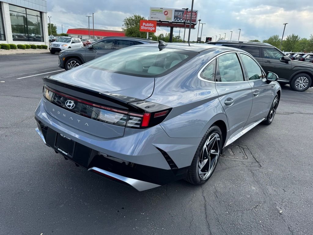 New 2026 Blue Hyundai SEL Sport image 7