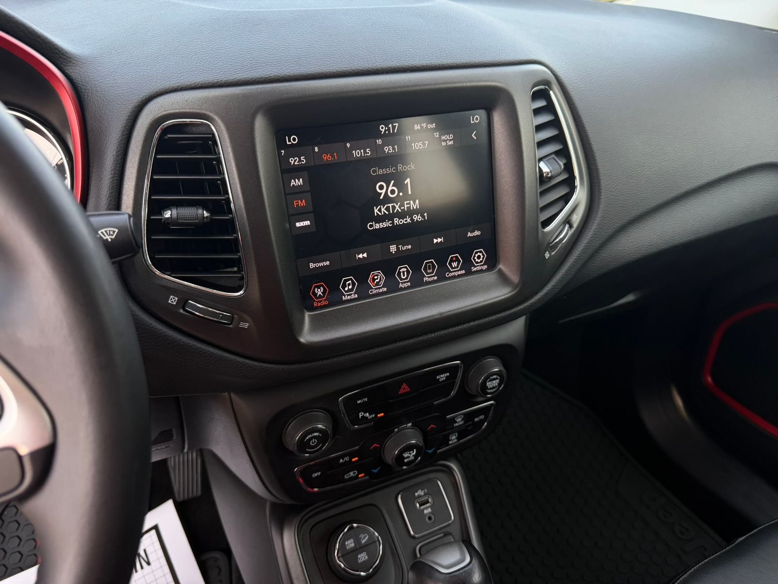 Used 2019 Jazz Blue Pearlcoat Jeep Trailhawk image 15