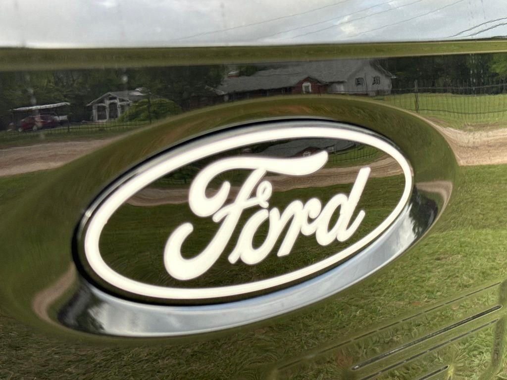 New 2026 Agate Black Metallic Ford XLT image 50