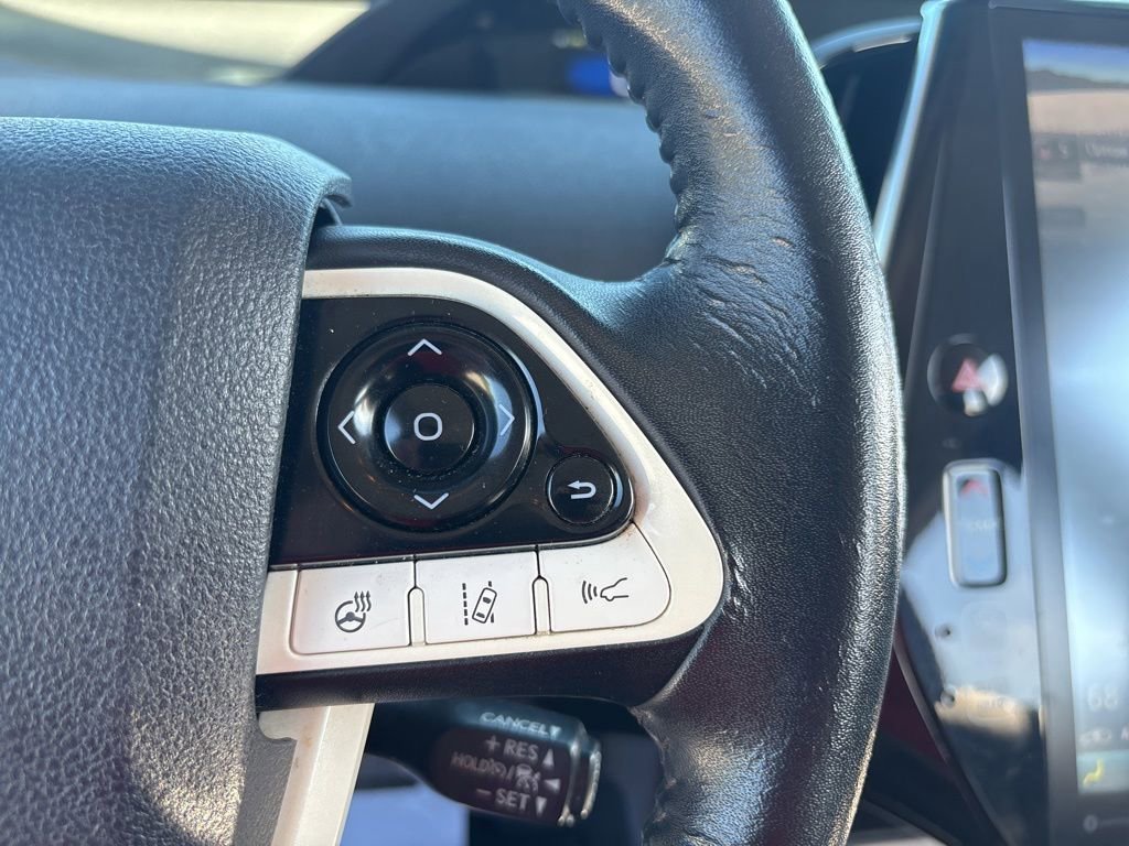 Used 2017 Magnetic Gray Metallic Toyota Advanced image 9