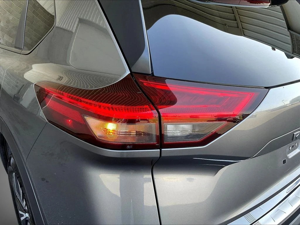 Used 2023 Gun Metallic Nissan SV image 26
