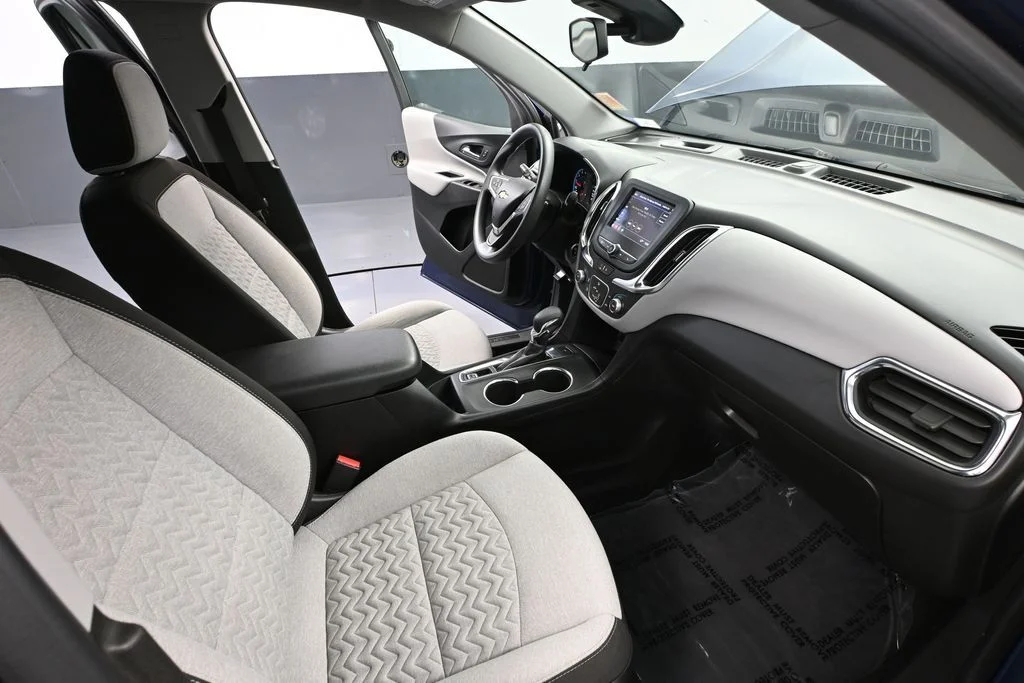 Used 2022 Blue Chevrolet LS image 45