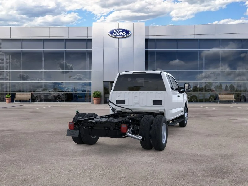 New 2026 Oxford White Ford XL image 38