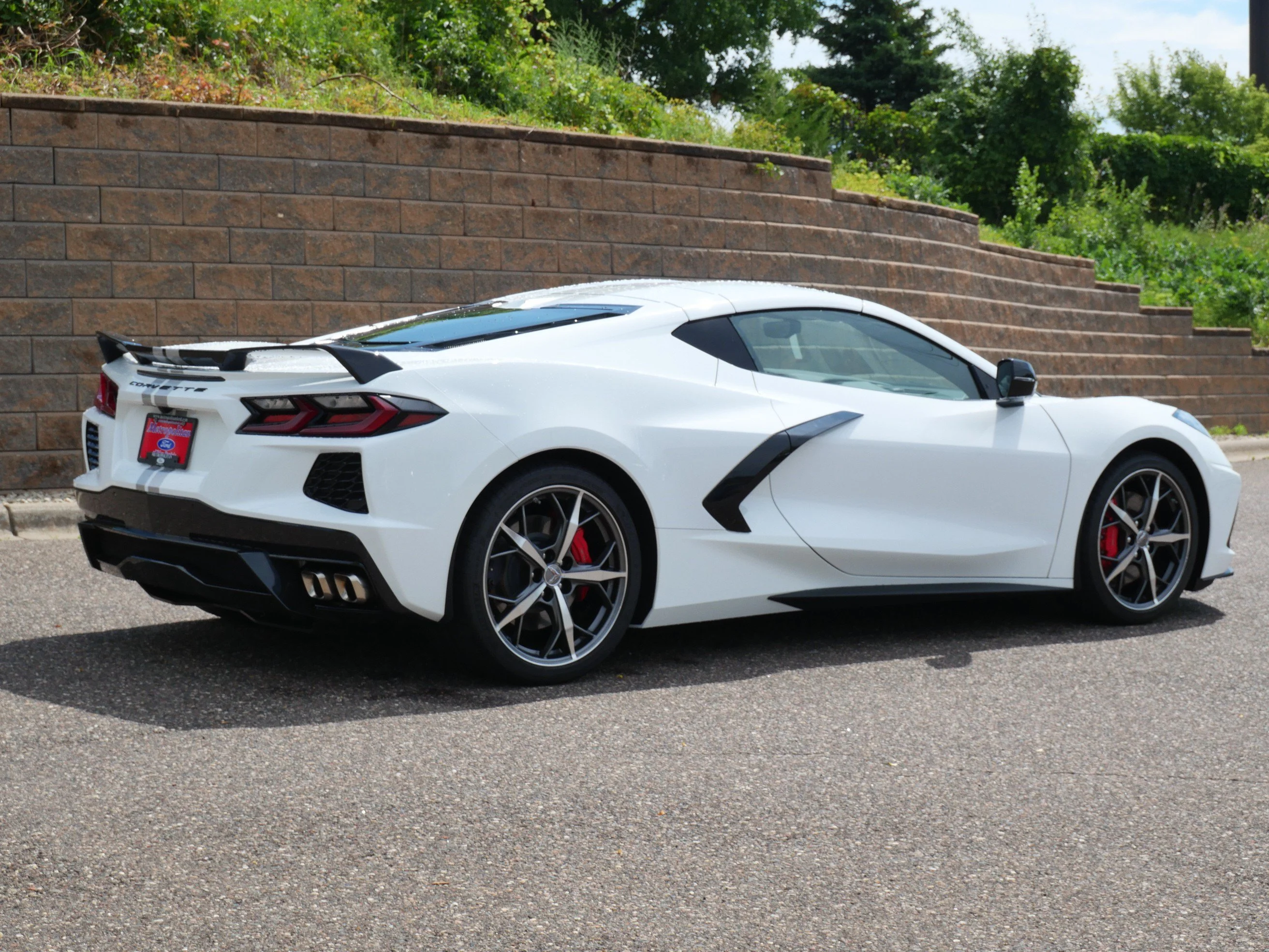 Used 2023 Arctic White Chevrolet 2LT image 8