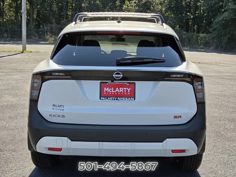 Used 2026 Aspen White NISSAN SR image 4
