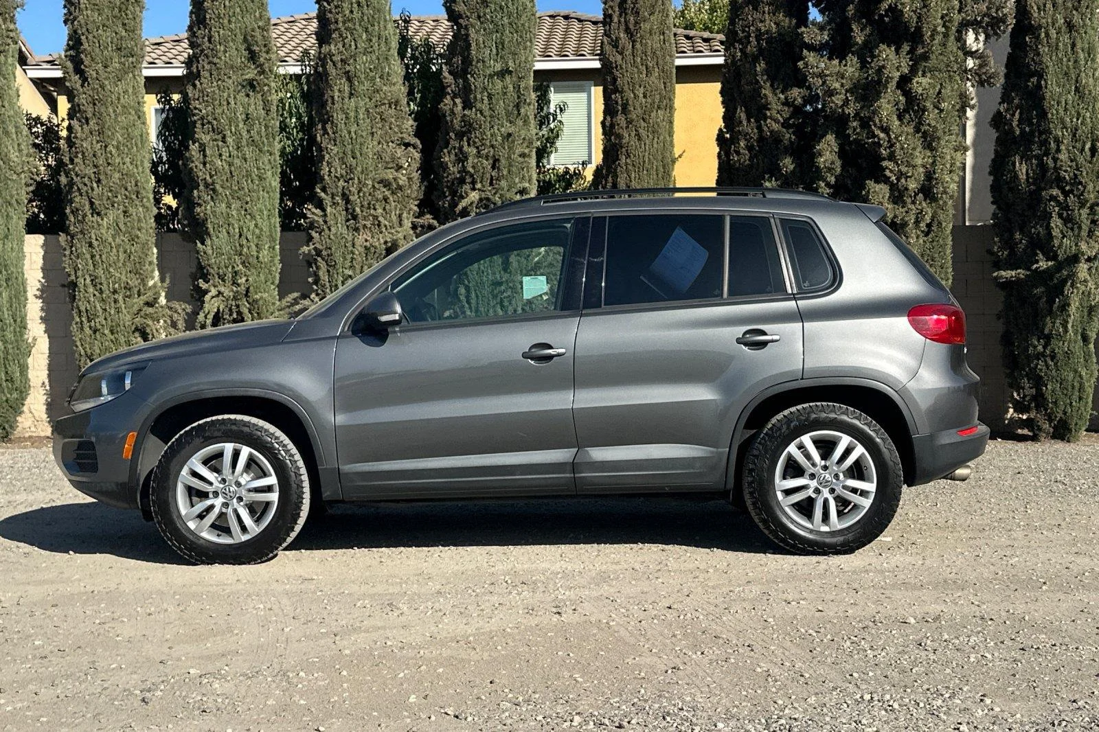 Used 2017 Pepper Gray Metallic Volkswagen S image 6