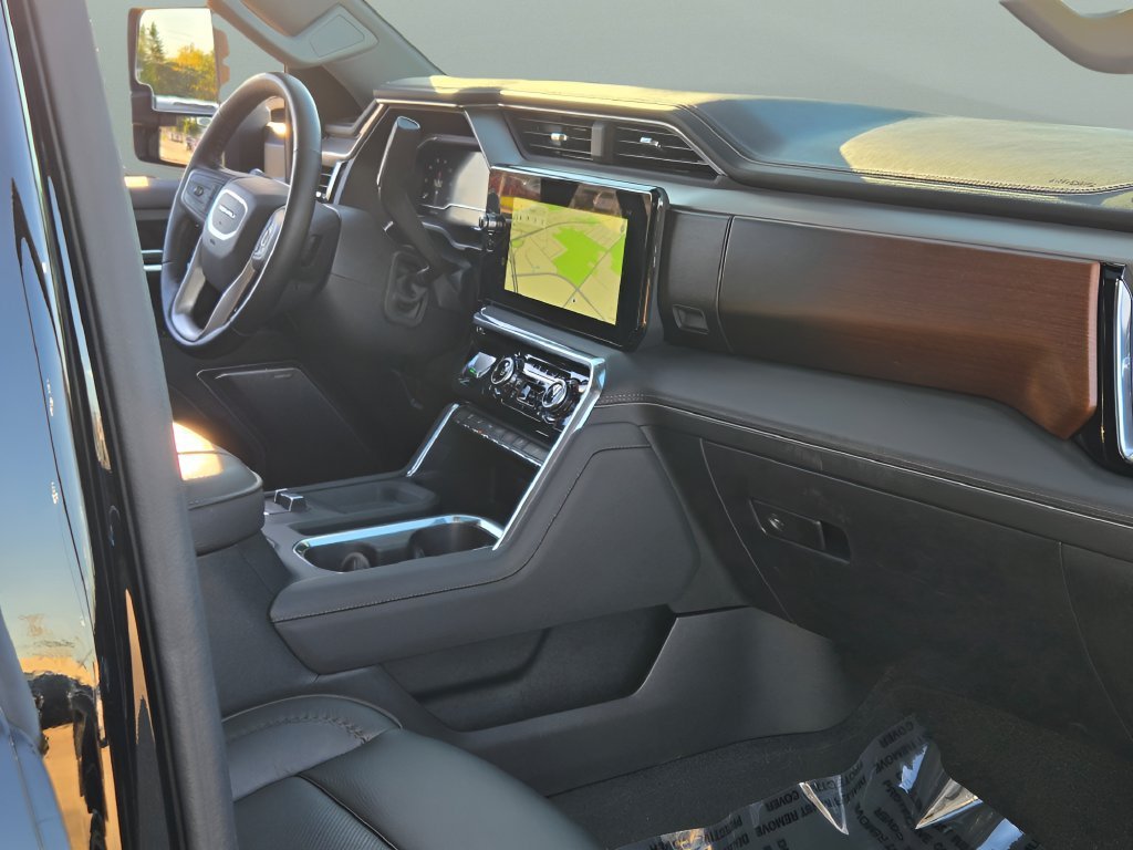 Certified Used 2025 Onyx Black GMC Denali image 11