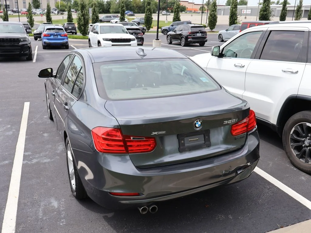 Used 2015 Gray BMW 328i xDrive image 13