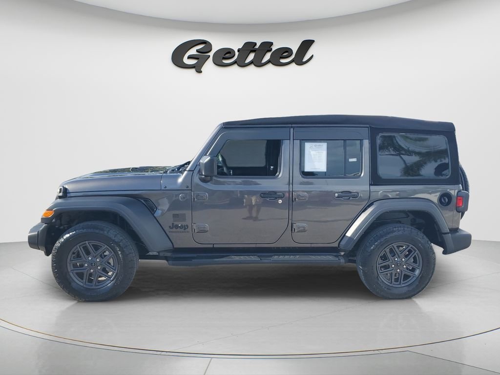 Used 2024 Gray Jeep Sport S image 8