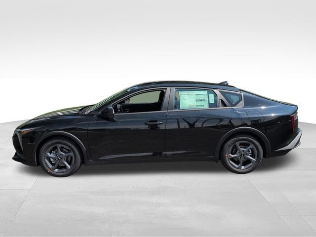 New 2026 Aurora Black Pearl Kia LXS image 7