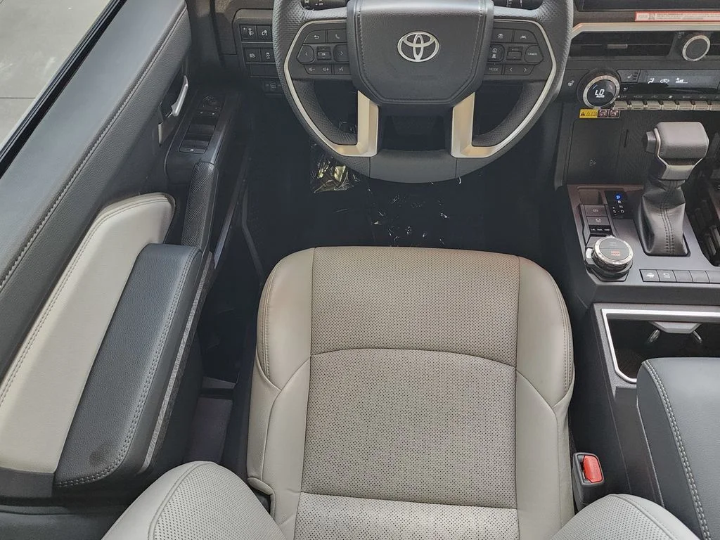 2026 Toyota Tacoma Limited - Photo 11