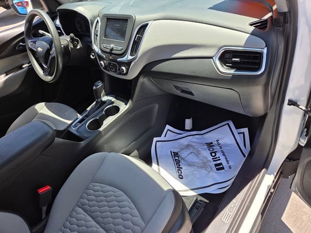 2019 Chevrolet Equinox LS - Photo 16