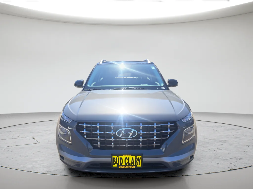 New 2026 Gray Hyundai SEL image 2