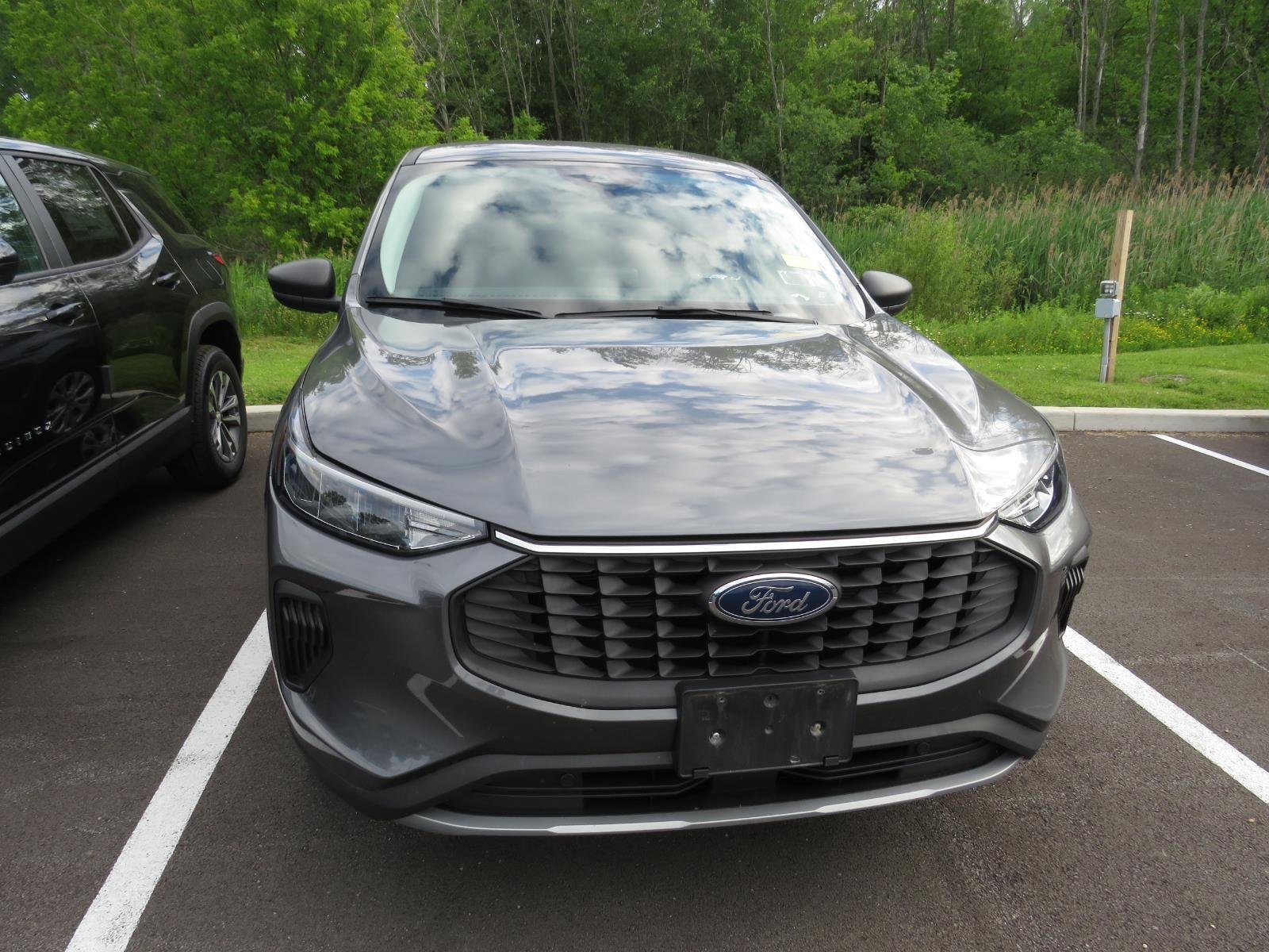 Used 2023  FORD TRUCK  image 4