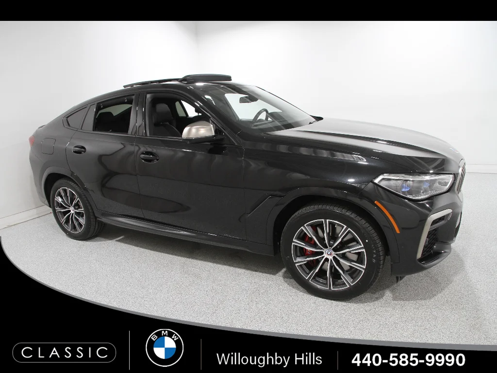 2023 BMW X6 M50i's photo