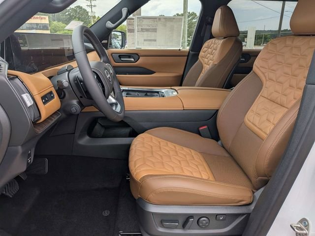 New 2026 Everest White TriCoat Nissan Platinum Reserve image 19
