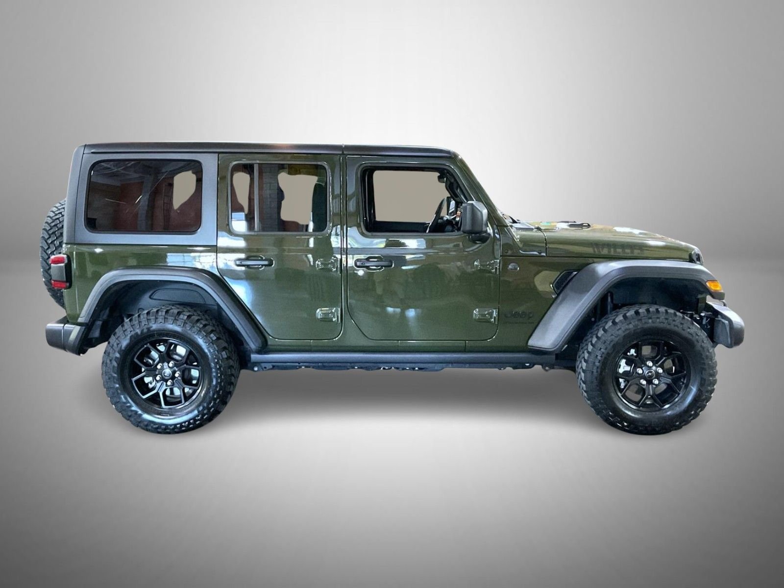 Used 2024 Green Jeep Sport image 4