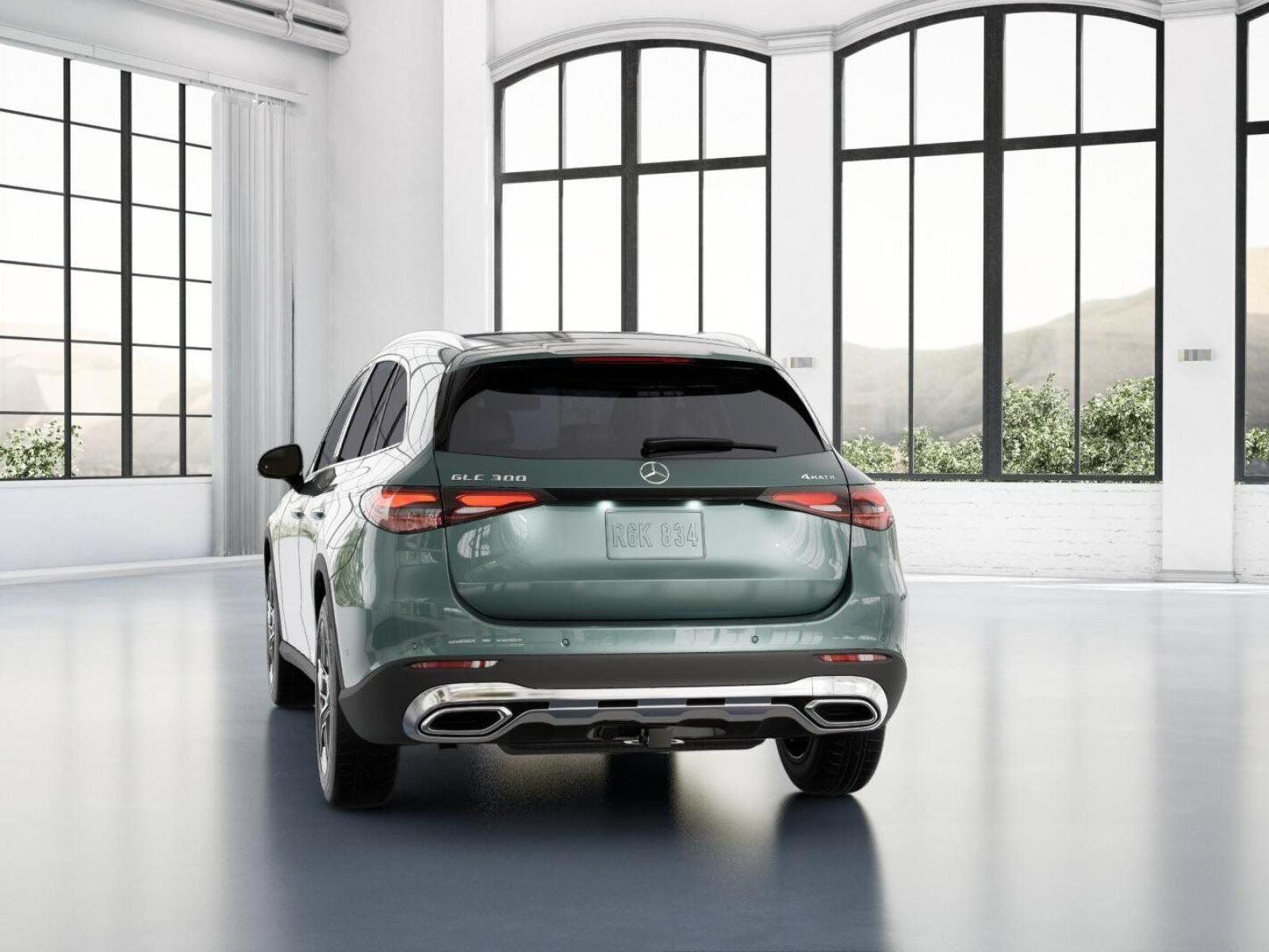 New 2026 Verde Silver Metallic Mercedes-Benz GLC 300 image 26