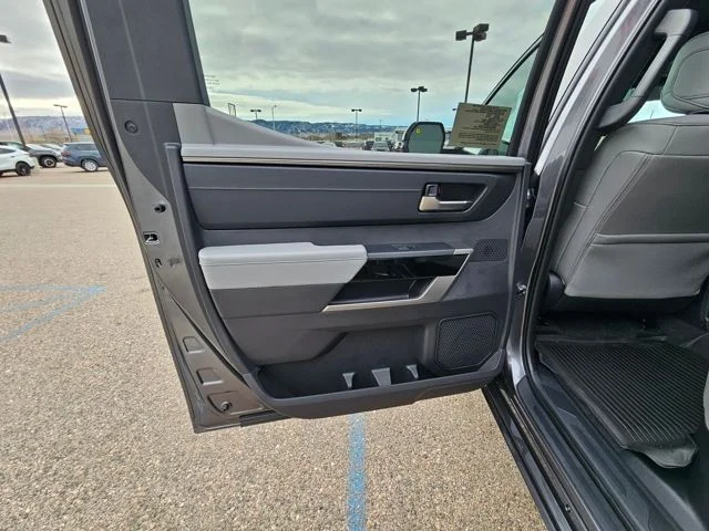 2026 Toyota Tundra Limited - Photo 20