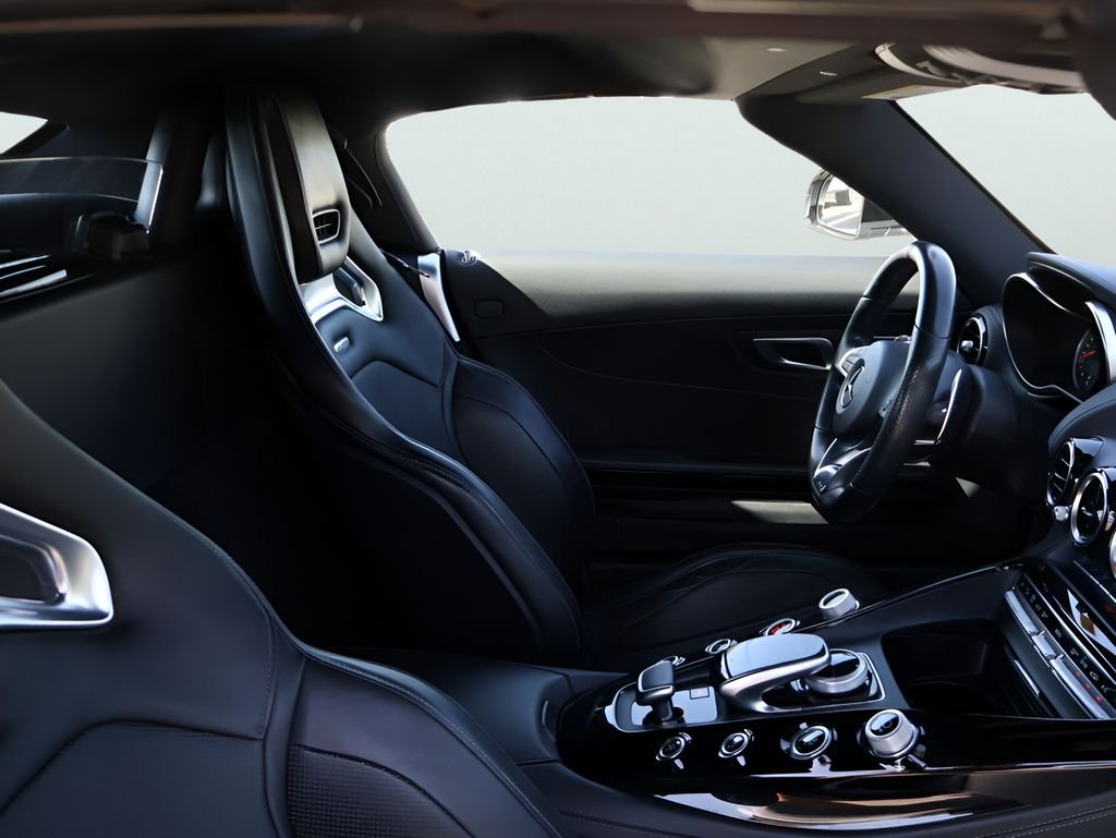 Used 2019 Iridium Silver Metallic Mercedes-Benz Base image 13
