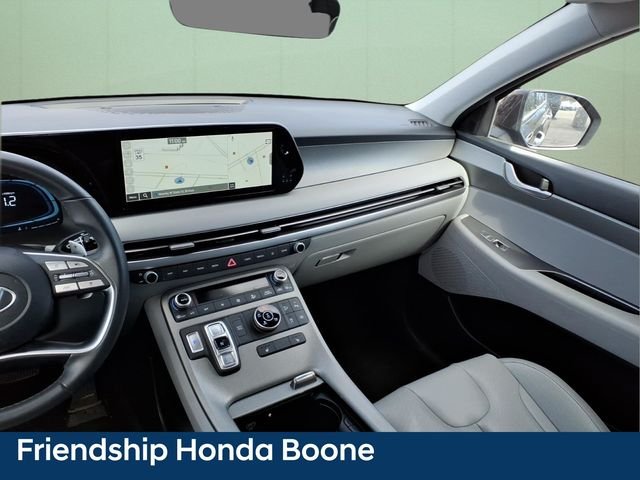 Used 2025 Red Hyundai SEL image 19