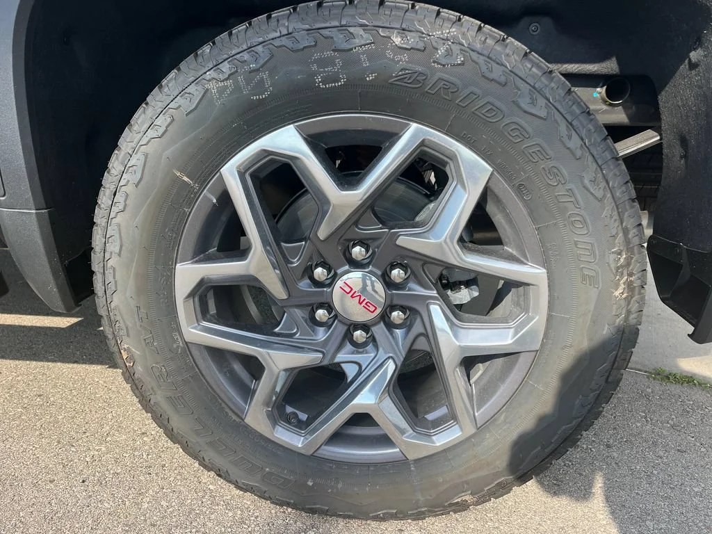 2026 GMC Sierra 1500 SLT - Photo 17