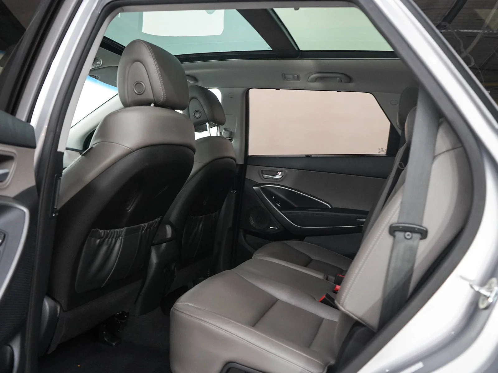 Used 2016 Iron Frost Hyundai SE image 19