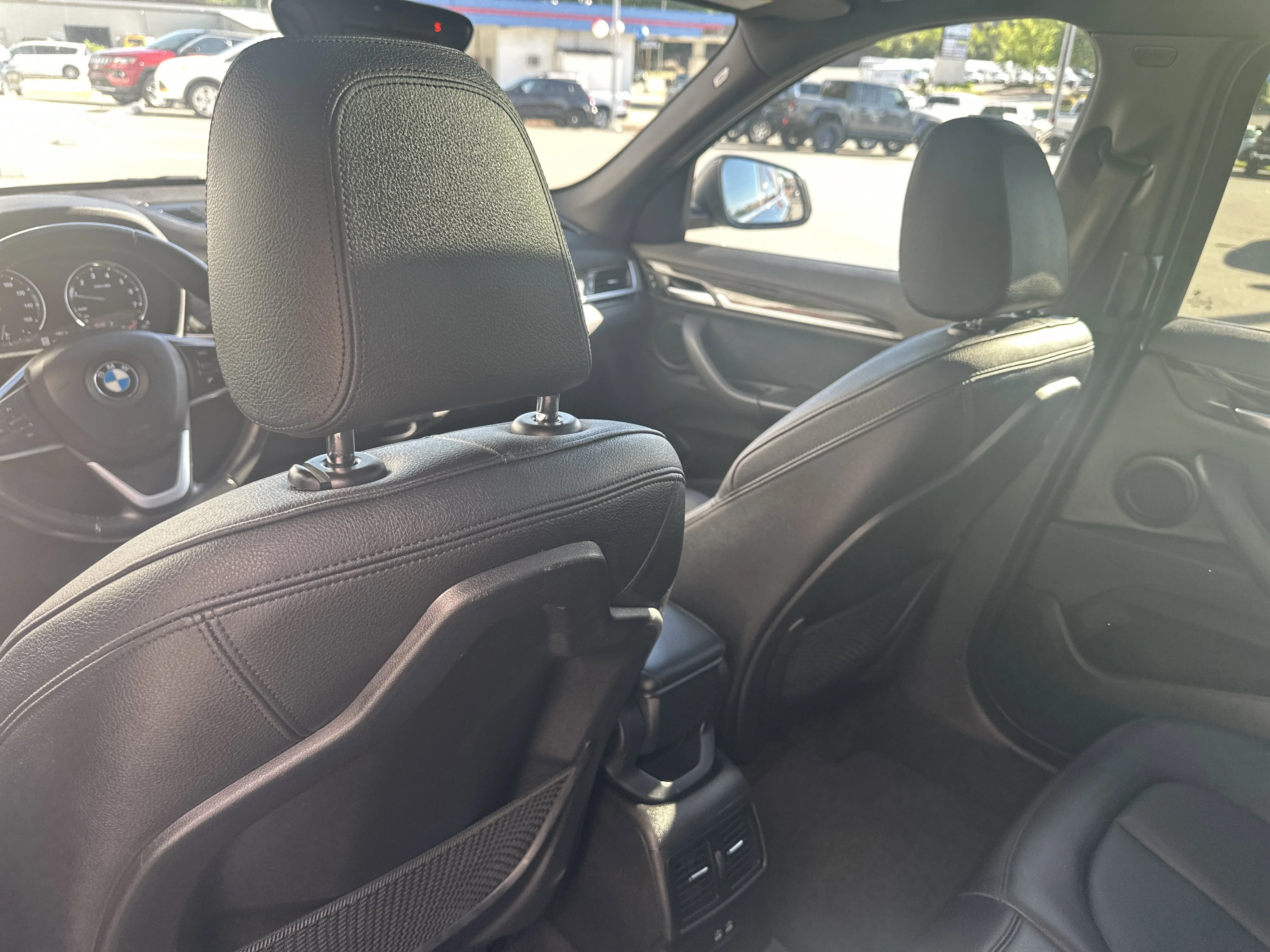 Used 2019 Black Sapphire Metallic BMW xDrive28i image 25