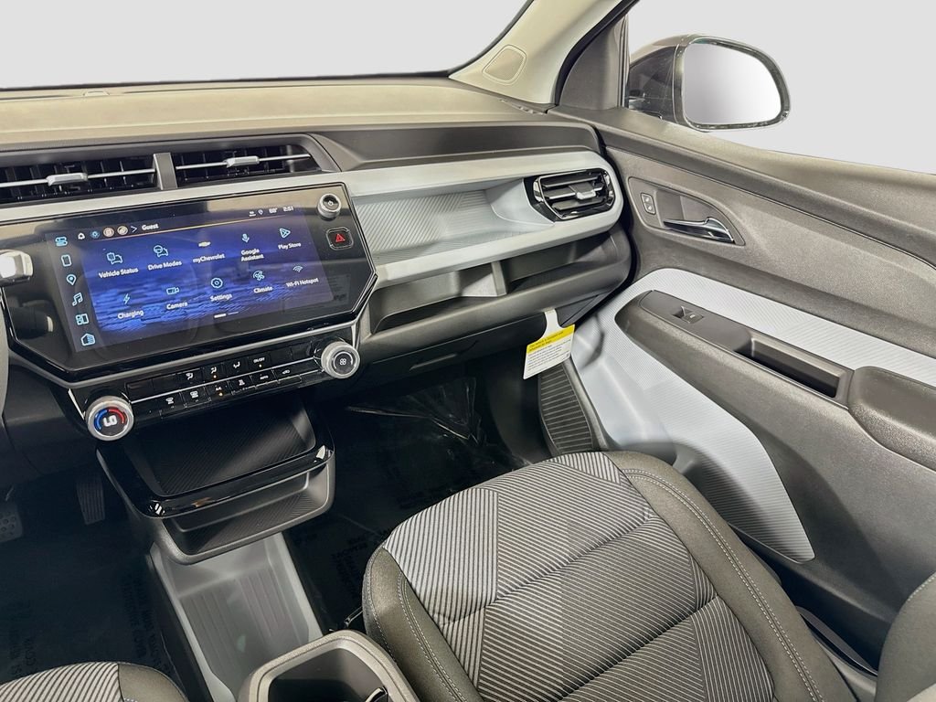 2027 Chevrolet Bolt LT - Photo 22