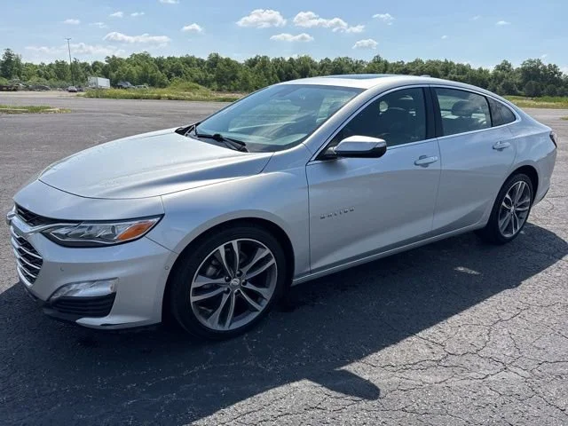 2022 Chevrolet Malibu's photo