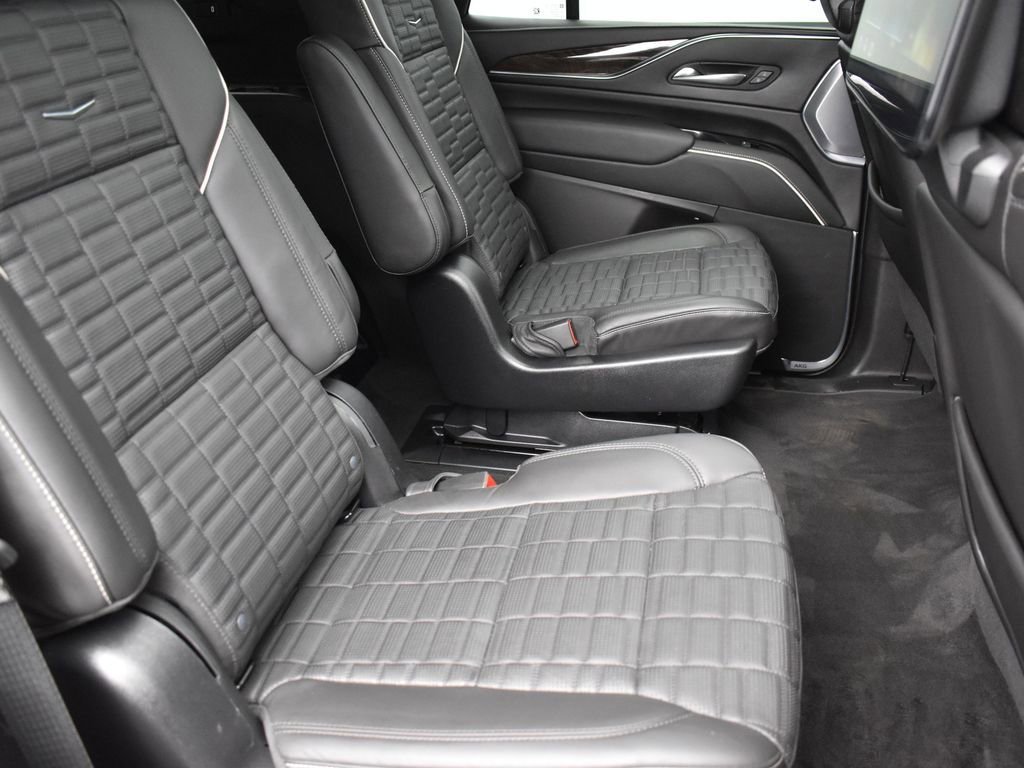 2023 CADILLAC ESCALADE - Image 35