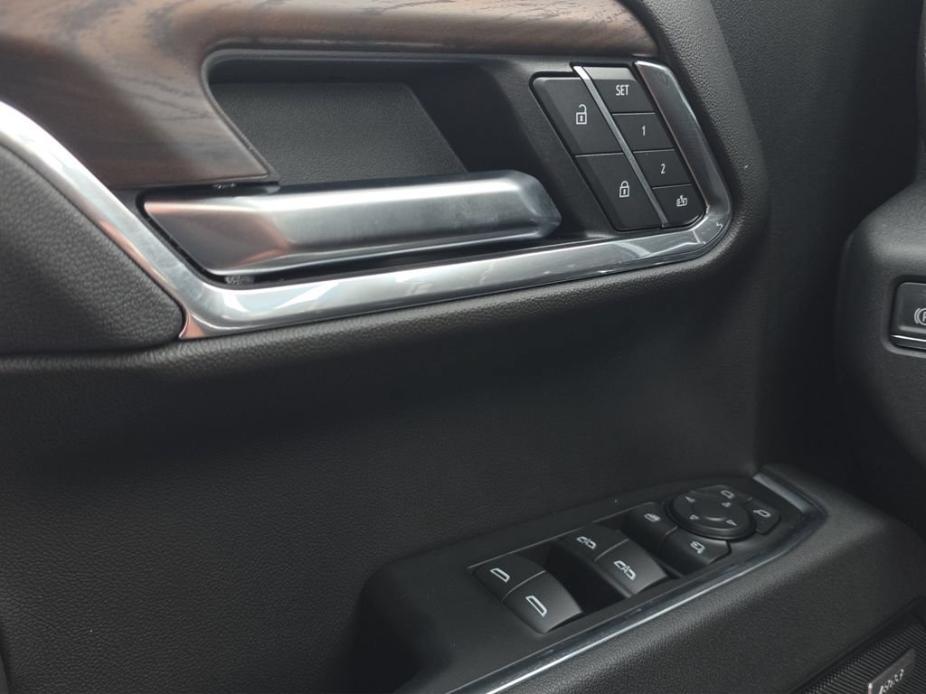2026 GMC Sierra 1500 SLT - Photo 11