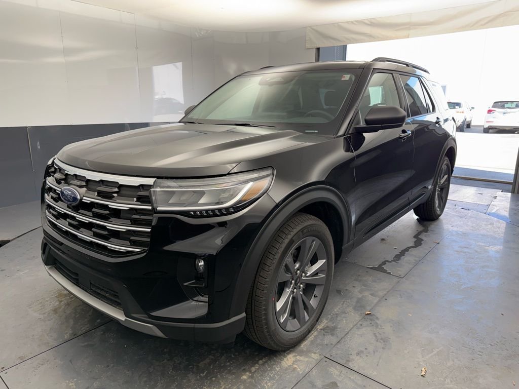 New 2026 Agate Black Metallic Ford Active image 10