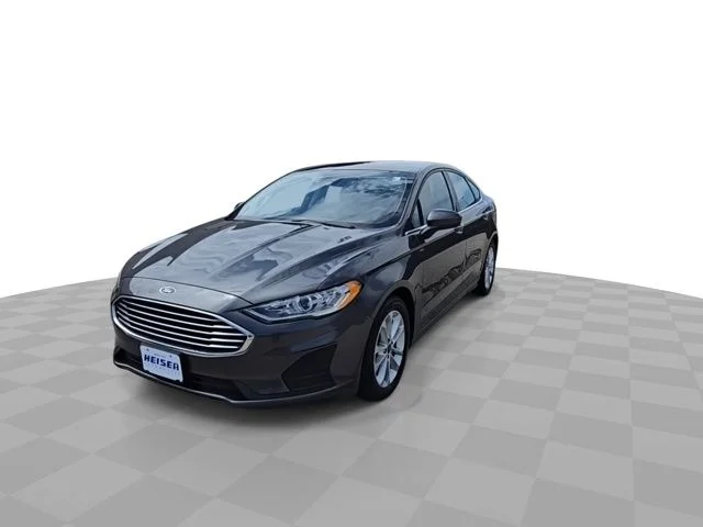 Used 2019 Magnetic Ford SE image 3