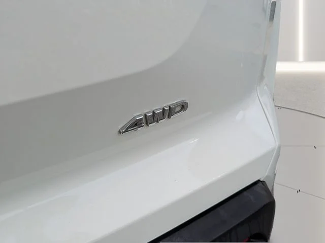 Certified Used 2023 White Nissan S image 10
