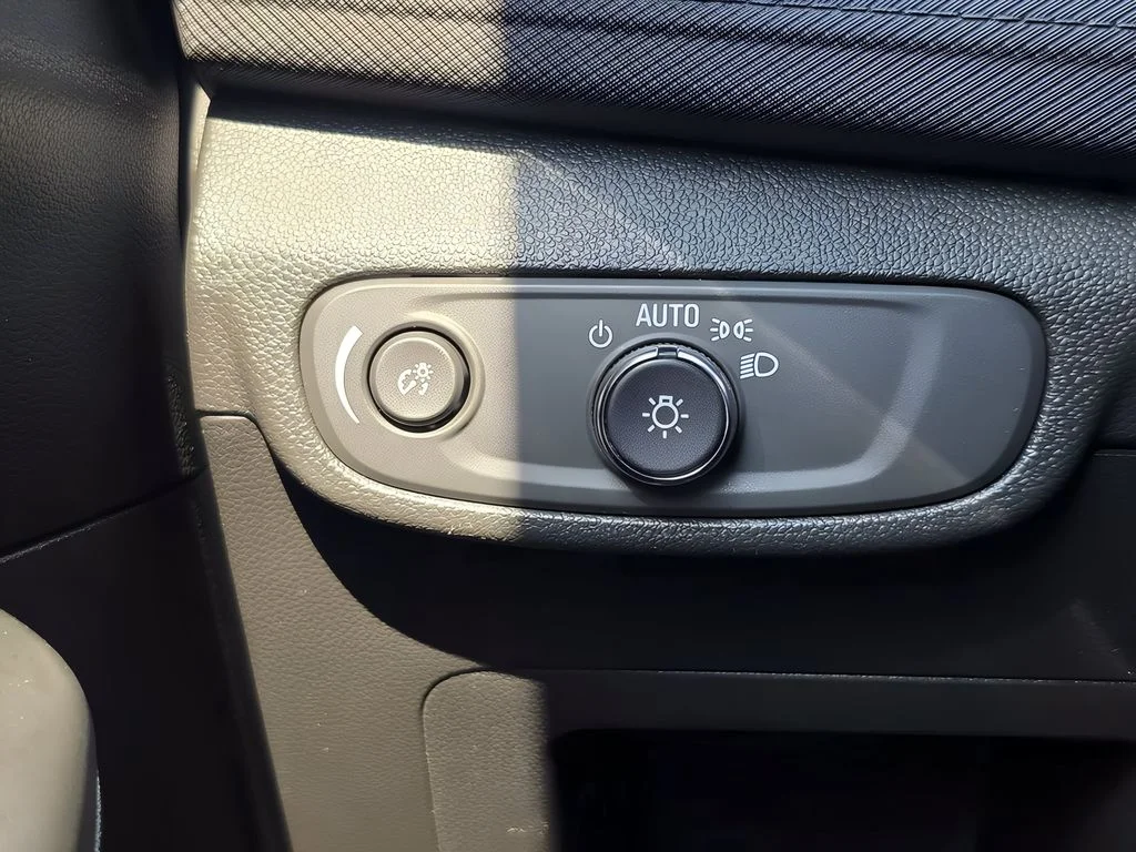 2025 Chevrolet Trailblazer LT - Photo 31