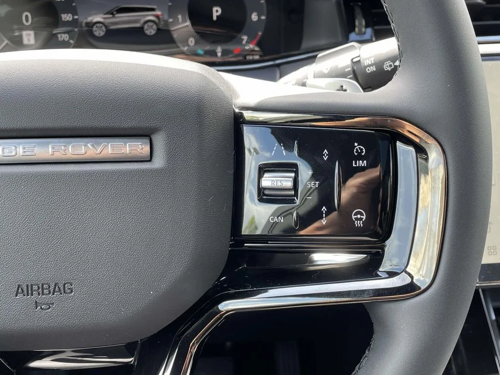 New 2026 Santorini Black Land Rover S image 39