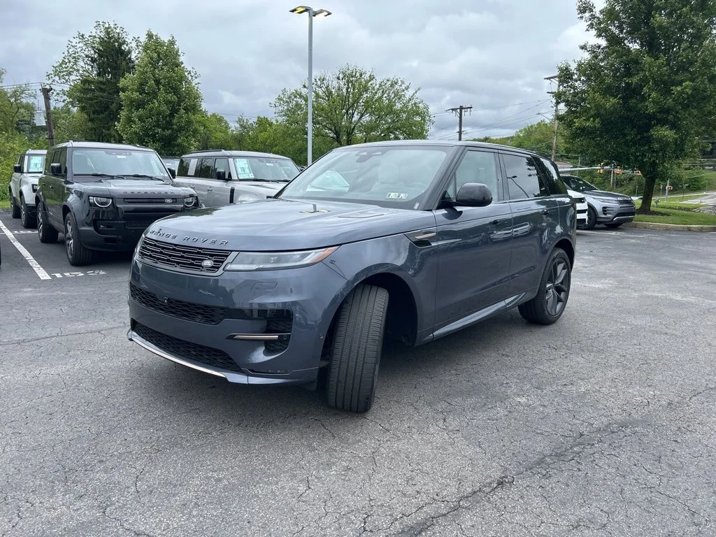 2024 Land Rover Range Rover Sport P400 MHEV SE Dynamic's photo