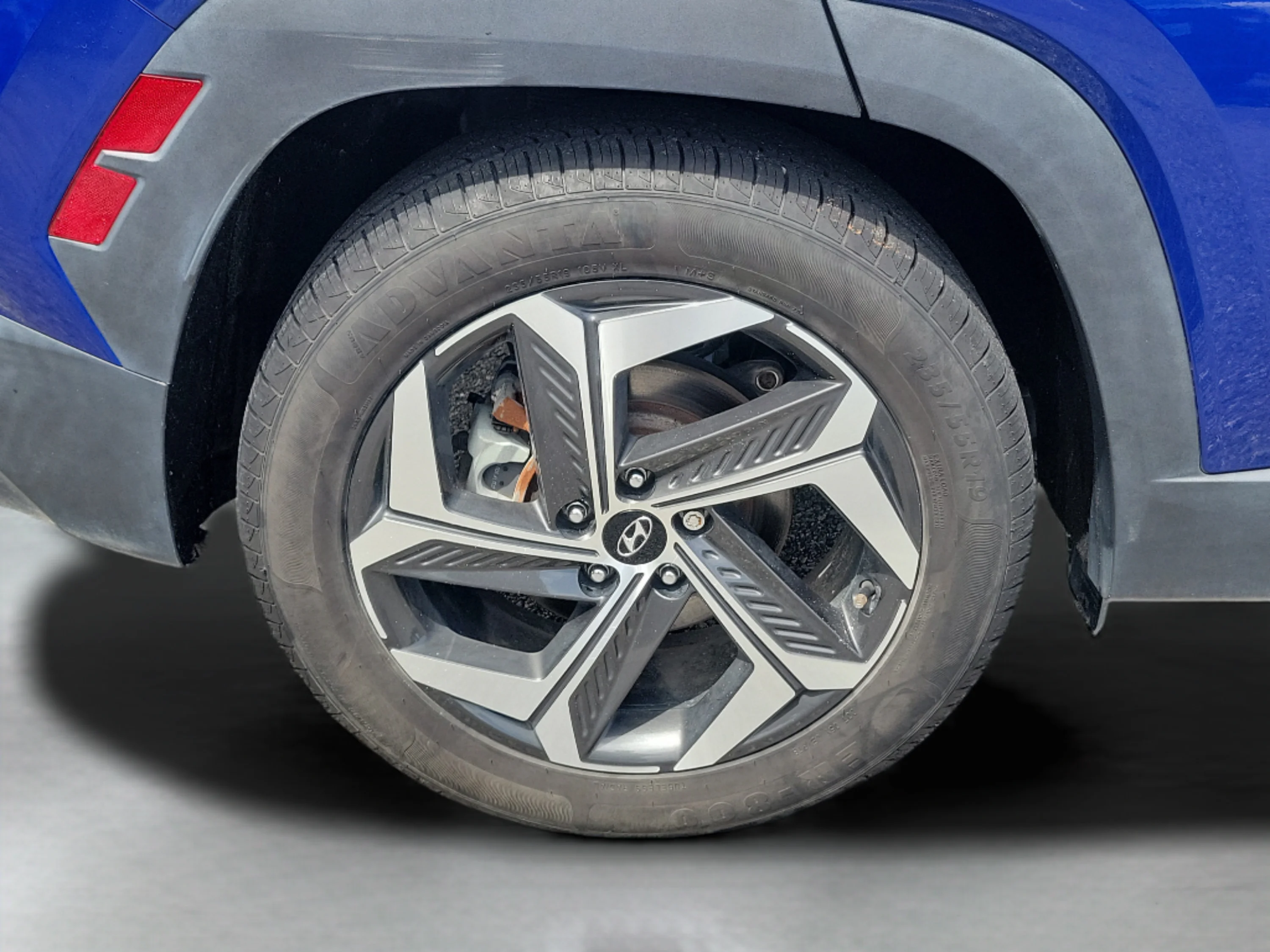 Used 2022 Intense Blue Hyundai SEL image 34