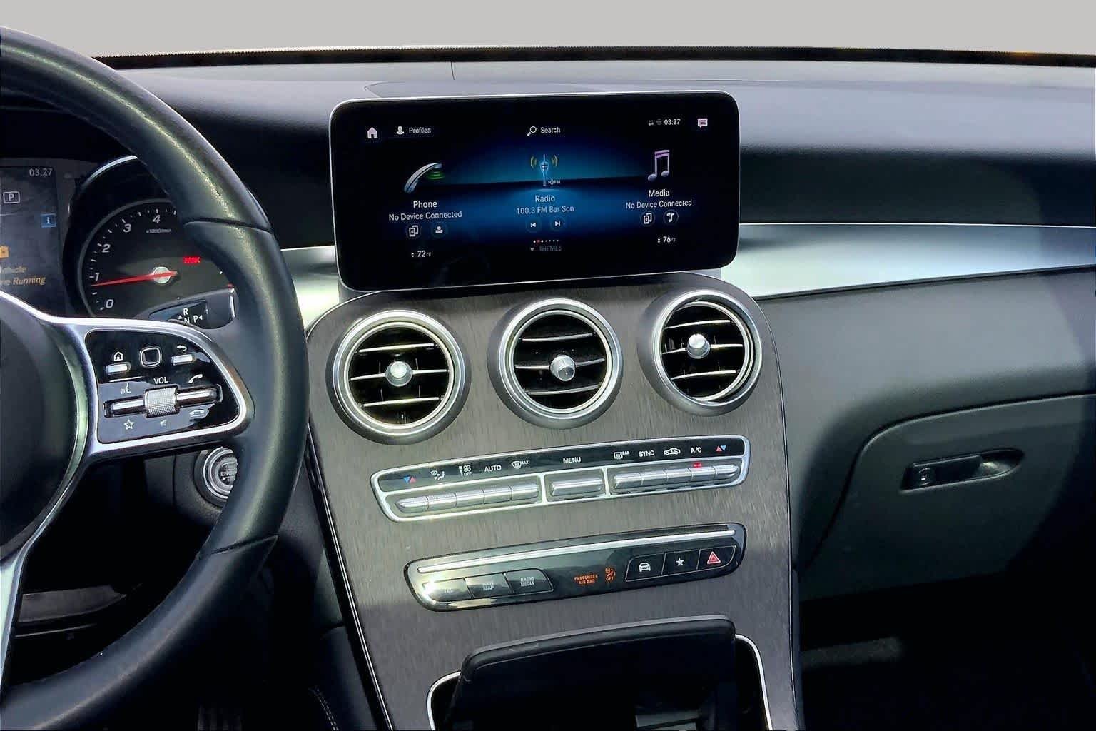 Used 2020 designo Diamond White Metallic Mercedes-Benz GLC 300 image 7