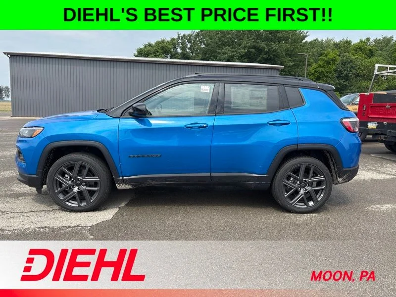 New 2026 Hydro Blue Pearl-Coat Exterior Paint Jeep Limited image 6