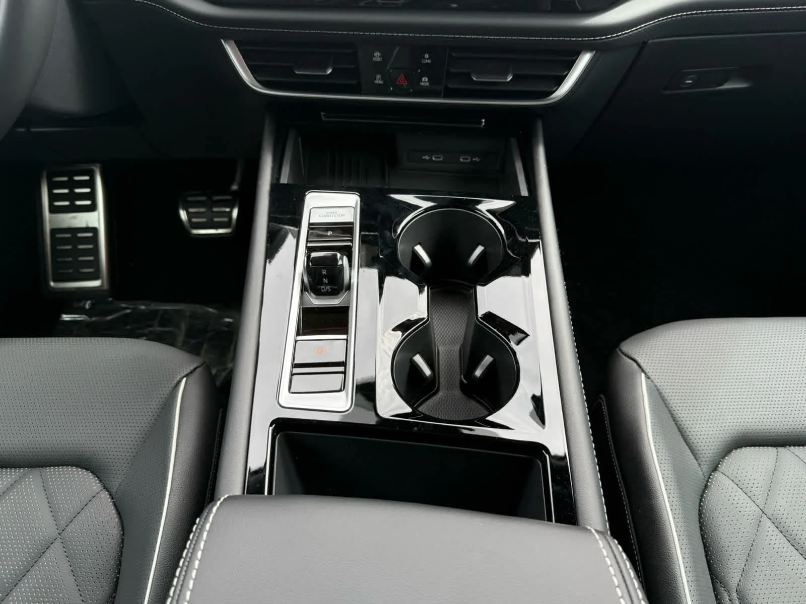 2026 Volkswagen Atlas SEL Premium R-Line - Photo 24