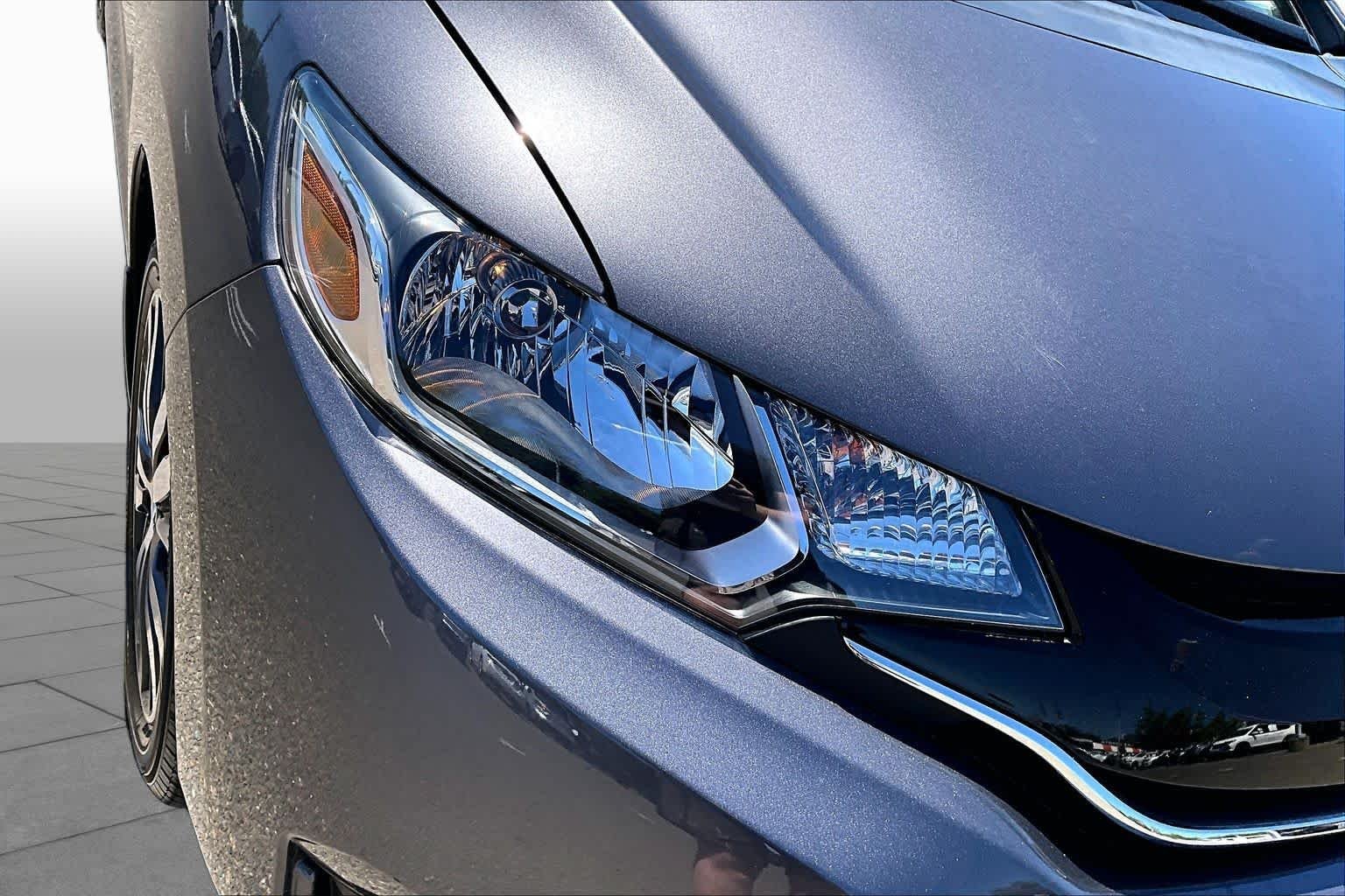 Used 2015 Modern Steel Metallic Honda EX image 27