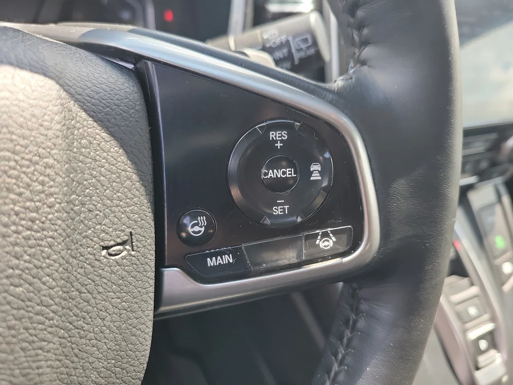 Used 2022 Crystal Black Pearl Honda Touring image 26